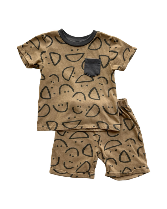 24M Baby Boy PL Baby Tan / Gray Smily Short Set