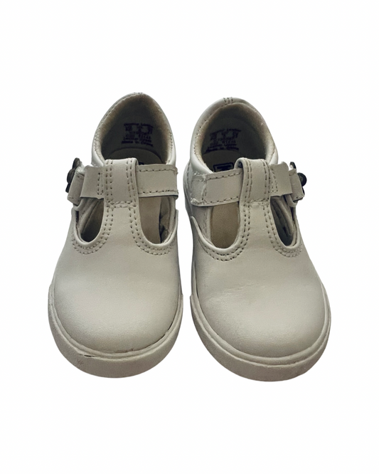 6C Toddler Girl White Daphne Tstrap Keds