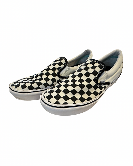 Men’s 9.5 Women’s 11 Black and White Checkered Slip-on Vans