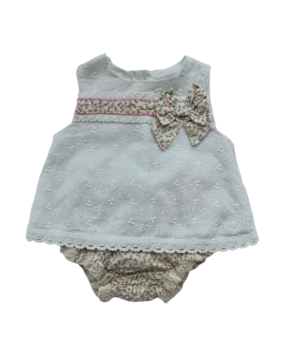 6-9M Baby Girl Harry & Violet Rosebud Floral Bloomers and White Eyelet Top